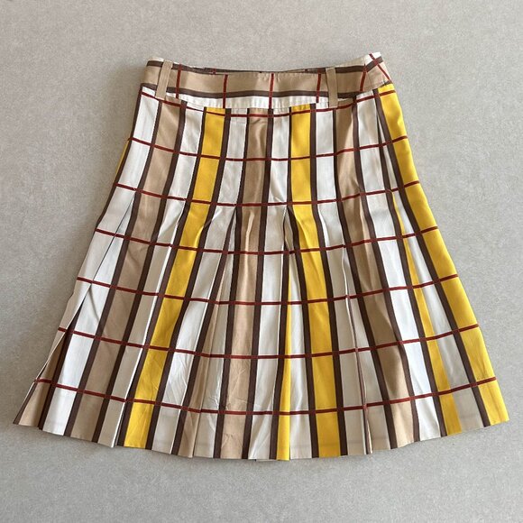 Marc by Marc Jacobs Pleated Skirt ASO Taylor in High School Musical 3 - Picture 4 of 7